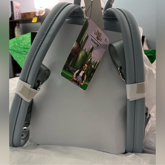 Loungefly Wizard of Oz Flying Monkey AOP Mini Backpack - Picture 6 of 8